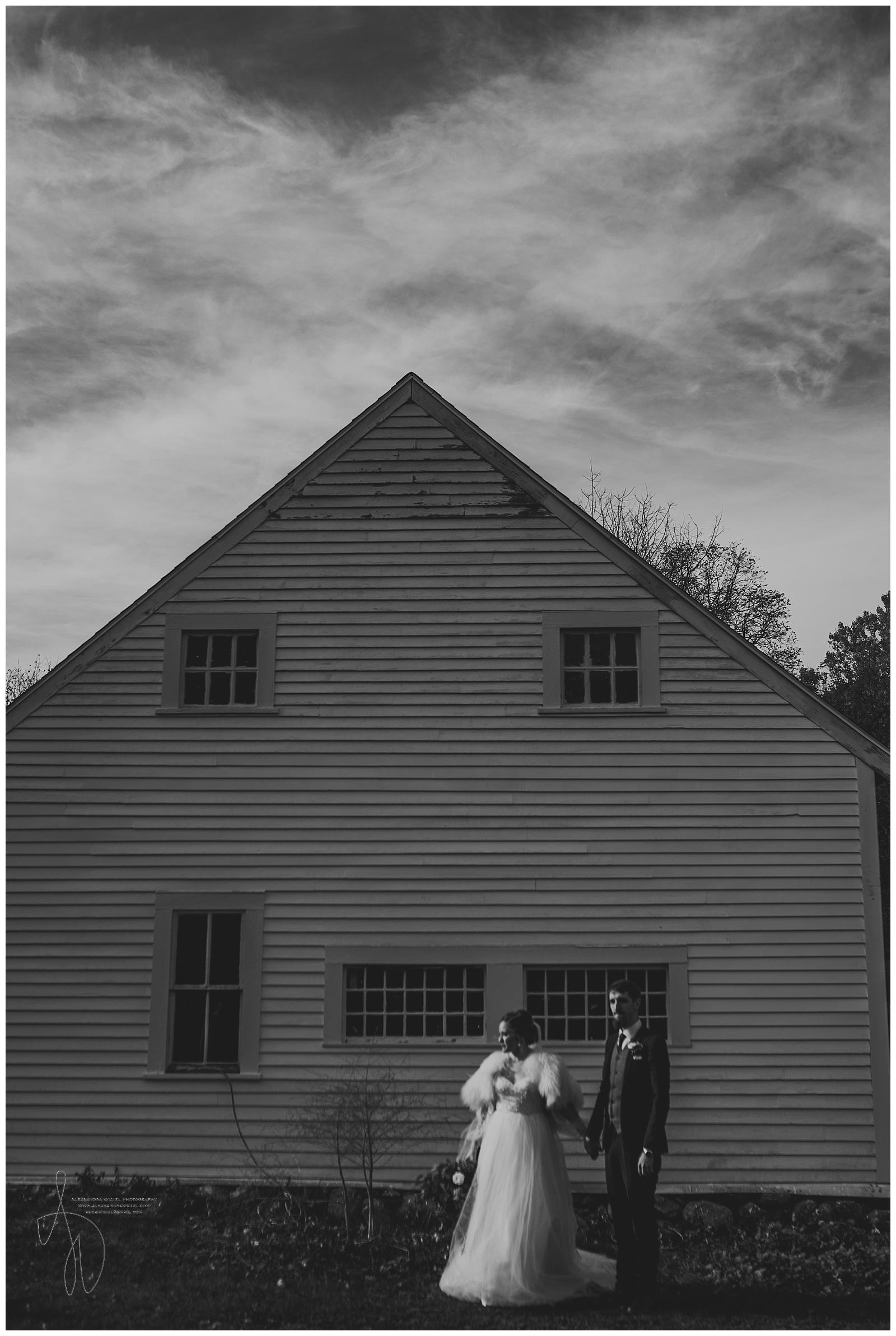 Backyard-Maine-Wedding-70.jpg